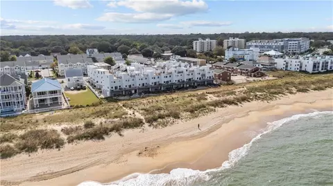 910 E Ocean View Ave #3, Norfolk, VA 23503