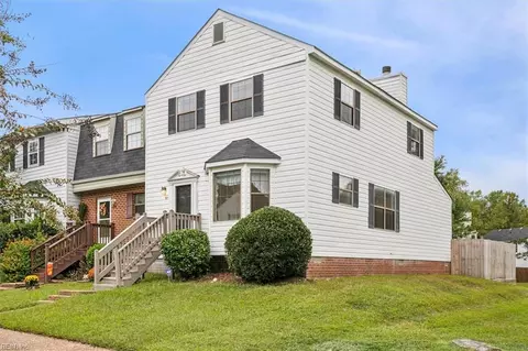 1611 Skiffes Creek Cir, Williamsburg, VA 23185
