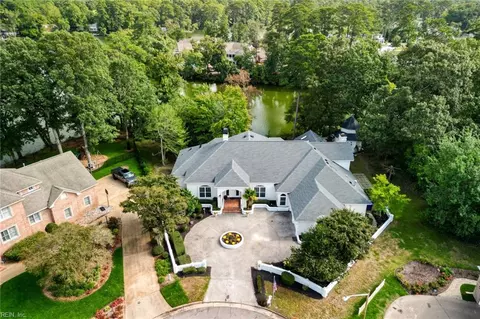 1273 Course View Cir, Virginia Beach, VA 23455