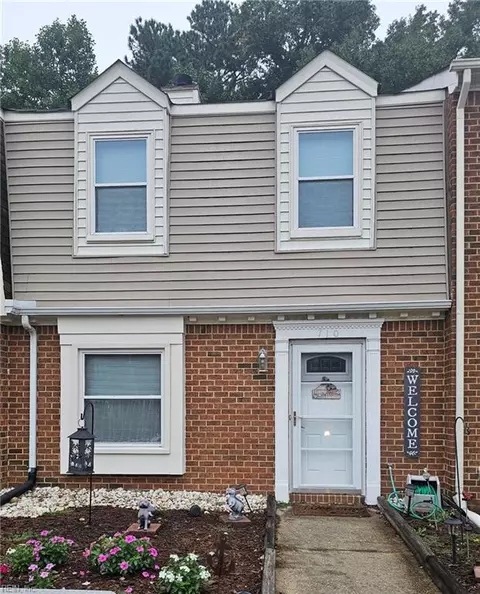 710 Mill Landing Rd, Chesapeake, VA 23322