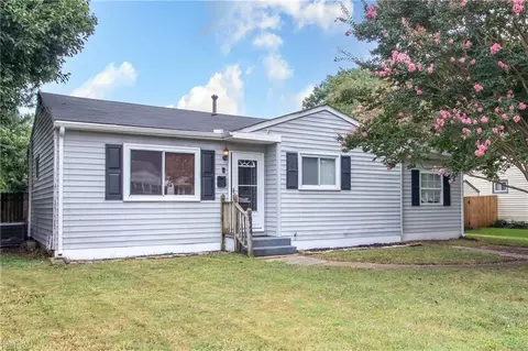 624 Kellam Rd, Virginia Beach, VA 23462