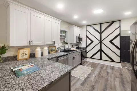 307 Oak St, Suffolk, VA 23434