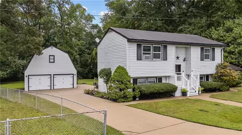 201 Lindsey Ave, Chesapeake, VA 23320