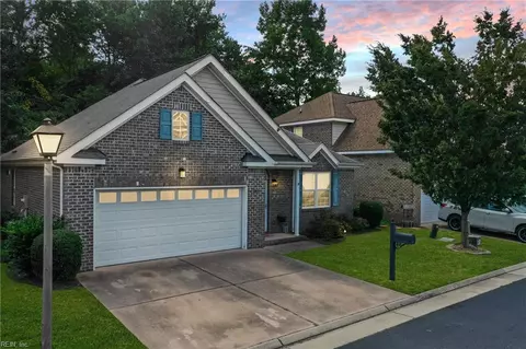 150 Lighthouse Dr #107, Portsmouth, VA 23703