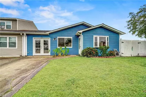 936 Truro Ct, Virginia Beach, VA 23452