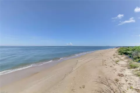 3288 Page Ave #912, Virginia Beach, VA 23451
