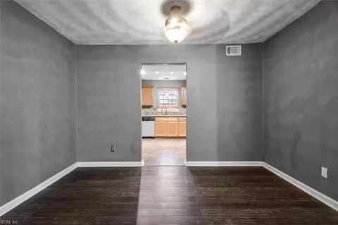 5644 Dodington Ct, Virginia Beach, VA 23462 photo 7