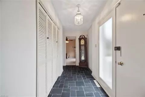 Entry Way - 210 Florence Dr, Hampton, VA 23666 photo 1 of 2