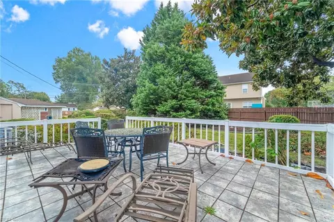 Exterior - 210 Florence Dr, Hampton, VA 23666 photo 6 of 7