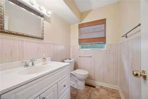 Bath - 210 Florence Dr, Hampton, VA 23666 photo 1 of 1