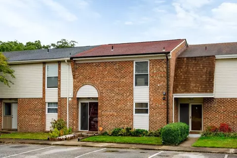 5009 Dunderdale Ct, Virginia Beach, VA 23462