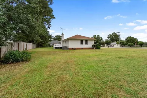 Exterior - 3020 Taylor Rd, Chesapeake, VA 23321 photo 7 of 7