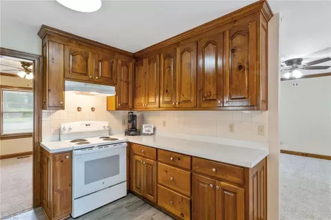 Kitchen - 3020 Taylor Rd, Chesapeake, VA 23321 photo 2 of 2