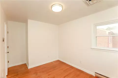 425 Gordon Ct, Hampton, VA 23666 photo 16