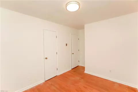 425 Gordon Ct, Hampton, VA 23666 photo 17