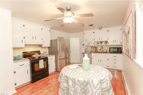 425 Gordon Ct, Hampton, VA 23666 photo 30