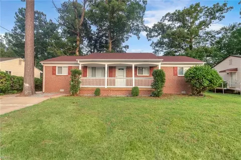 126 Alan Dr, Newport News, VA 23602