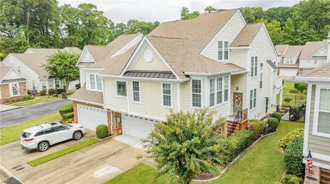 1208 Topiary Pl, Virginia Beach, VA 23455