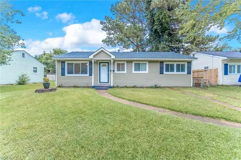 1420 River Oaks Dr, Norfolk, VA 23502