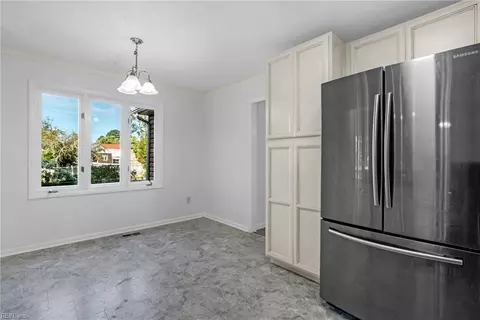 Other - 7 Sandpiper Ct, Hampton, VA 23669 photo 2 of 5