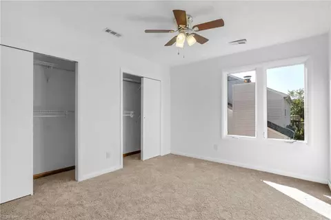 Bedroom - 7 Sandpiper Ct, Hampton, VA 23669 photo 9 of 13