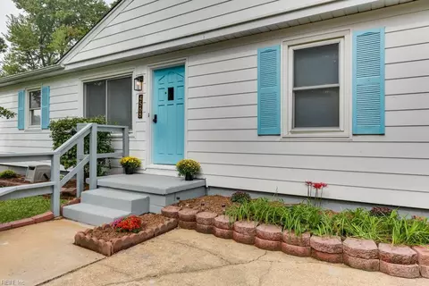 4568 Dora Cir, Norfolk, VA 23513