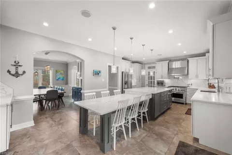 1905 Lancing Crest Ln, Chesapeake, VA 23323
