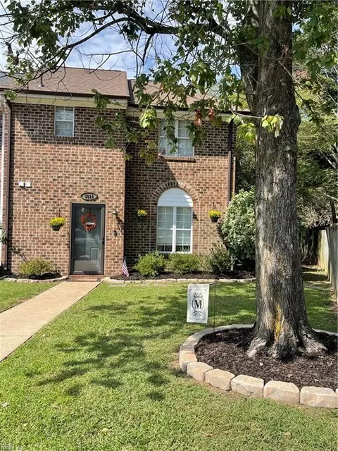 4611 Truman Ln, Virginia Beach, VA 23455