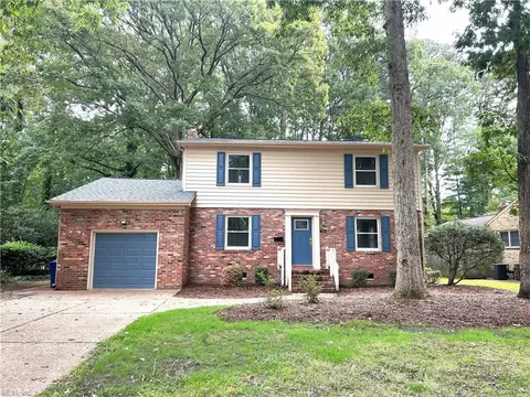 318 Parkway Dr, Newport News, VA 23606