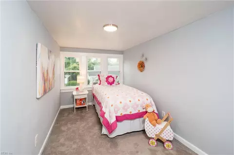 Bedroom - 2907 Eustis Ave, Chesapeake, VA 23325 photo 4 of 7