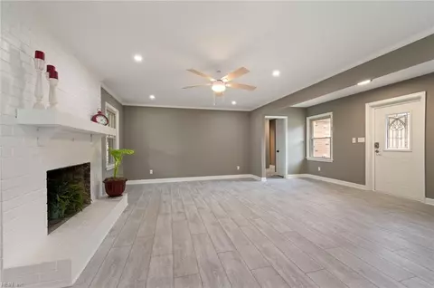 2132 Christopher Dr, Chesapeake, VA 23321 photo 6