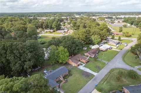 2132 Christopher Dr, Chesapeake, VA 23321 photo 33
