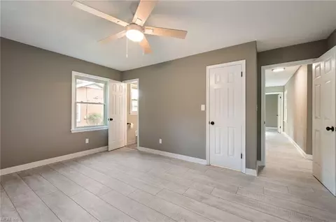 2132 Christopher Dr, Chesapeake, VA 23321 photo 14