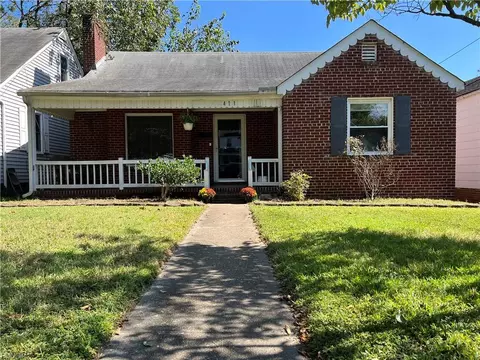 411 Chautauqua Ave, Portsmouth, VA 23707