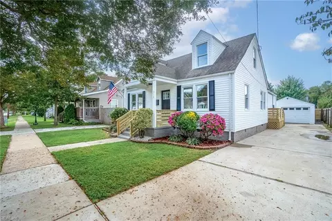 Exterior - 313 E Lorengo Ave, Norfolk, VA 23503 photo 4 of 7