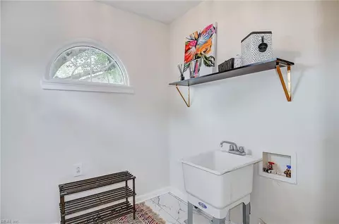Other - 706 Lee St, Hampton, VA 23669 photo 4 of 5