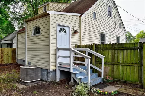 Other - 706 Lee St, Hampton, VA 23669 photo 2 of 5