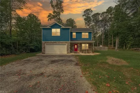 4219 Helen St, Suffolk, VA 23435