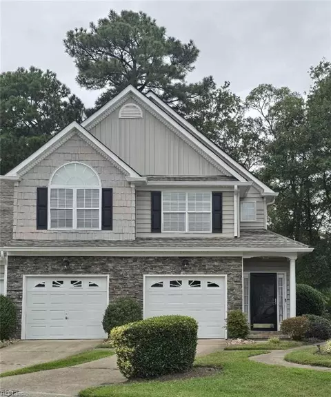 702 Sawgrass Ln, Portsmouth, VA 23703