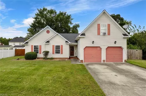 2003 Regency Dr, Suffolk, VA 23434