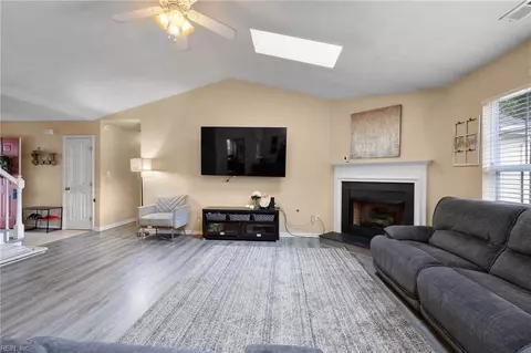 Living - 2003 Regency Dr, Suffolk, VA 23434 photo 2 of 2