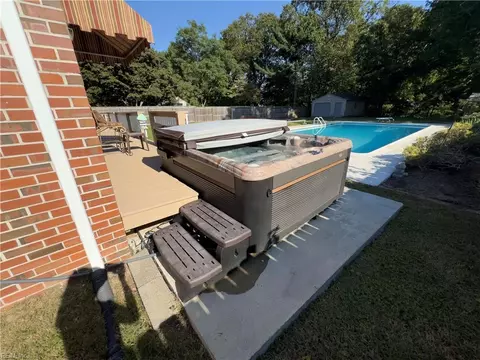 Exterior - 8216 Mona Ave, Norfolk, VA 23518 photo 4 of 14