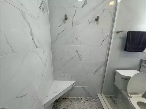 Bath - 8216 Mona Ave, Norfolk, VA 23518 photo 6 of 6