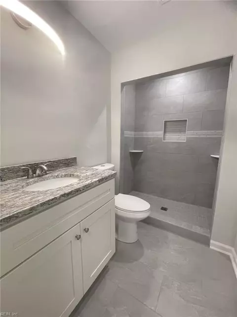 Bath - 4000 Heutte Dr, Norfolk, VA 23518 photo 3 of 6