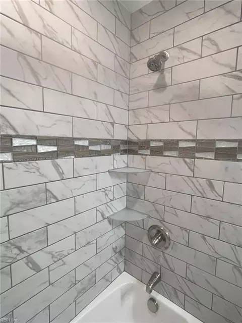 Bath - 4000 Heutte Dr, Norfolk, VA 23518 photo 6 of 6