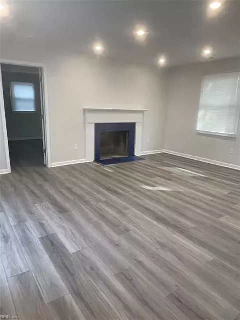 Living - 4000 Heutte Dr, Norfolk, VA 23518 photo 2 of 2