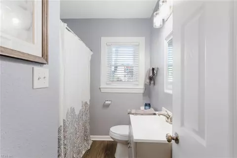 223 N Pinecrest Rd, Wakefield, VA 23888 photo 16
