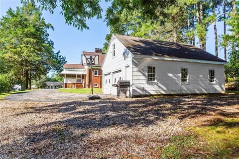 223 N Pinecrest Rd, Wakefield, VA 23888 photo 31
