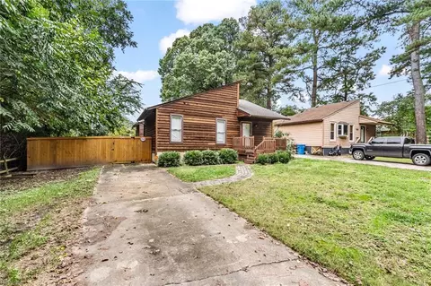 Exterior - 2344 Paramont Ave, Chesapeake, VA 23325 photo 2 of 13