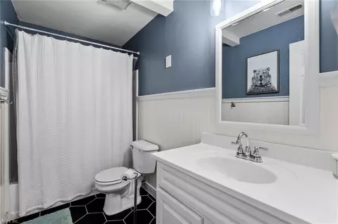 Bath - 2344 Paramont Ave, Chesapeake, VA 23325 photo 1 of 4